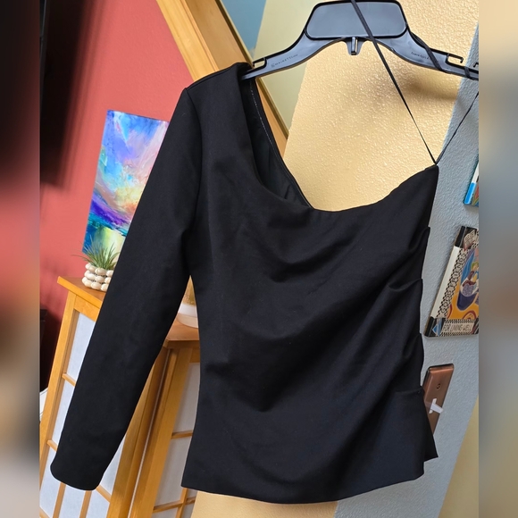 NWT Jet Black Luxe One Sleeve Shoulder Top Size US Medium AUS10 - Picture 2 of 12